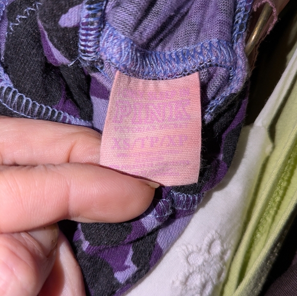 Victoria secret nightgown - Picture 2 of 4